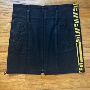 Black Wax Mini Zip Up Skirt 26 Women’s